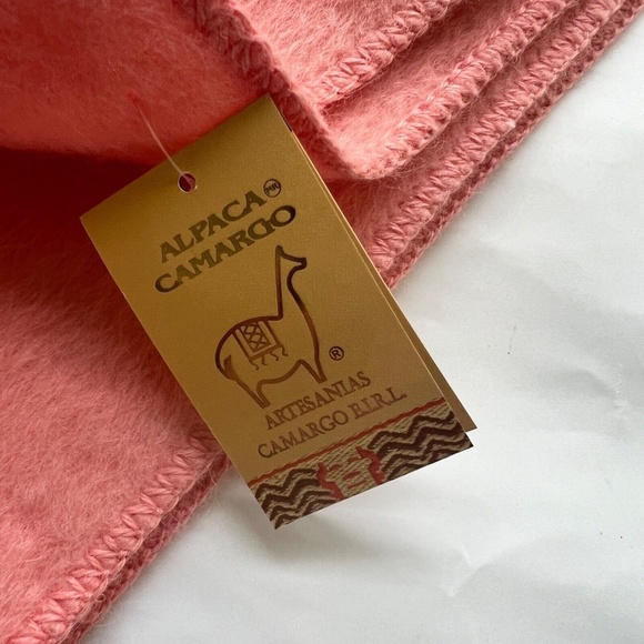 Alpaca Camargo Scarf Solid Peach Rectangle Fluffy Soft 9" x  75" Made Peru NEW - Picture 4 of 6